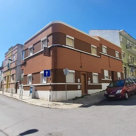 Afonso Galo Guest Ii Lejlighed Almada